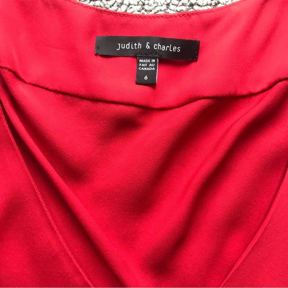 Judith & Charles size 6 double layer silk v neck blouse - Picture 3 of 3